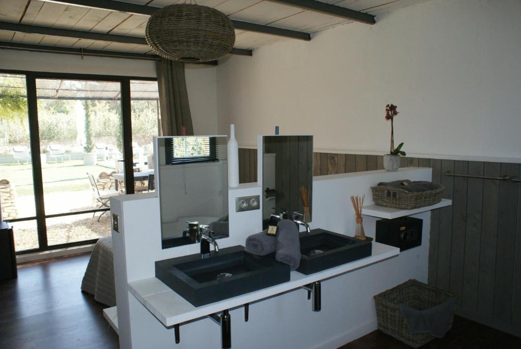 L'Auberge De L'Aubergine Eygalières 외부 사진