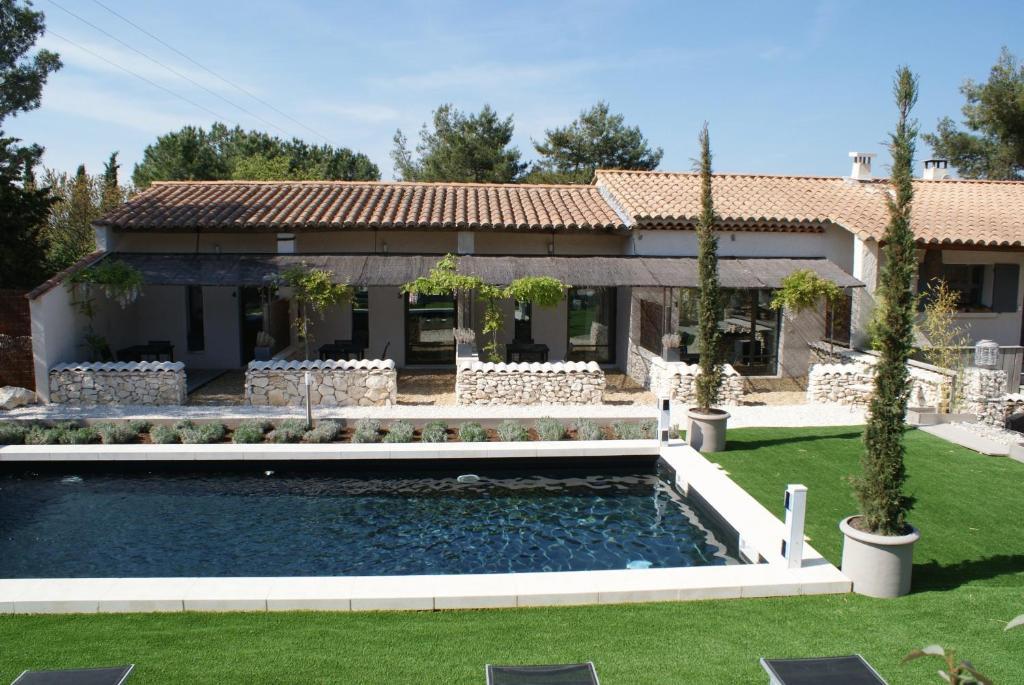 L'Auberge De L'Aubergine Eygalières 외부 사진